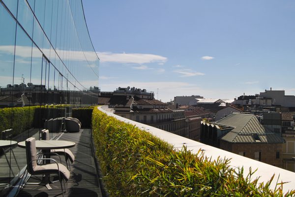 Armani-Premiere-Terrace-Room