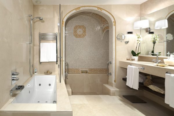 The Grand Deluxe Room1