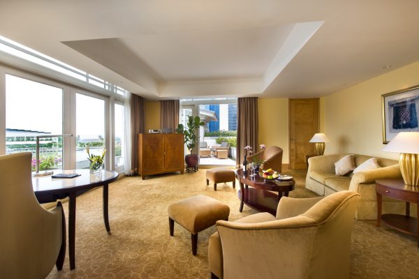 62642563-H1-Fullerton_Suite_Living_Room