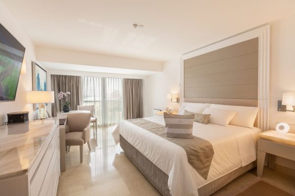 Blanc Wellness Suite-01